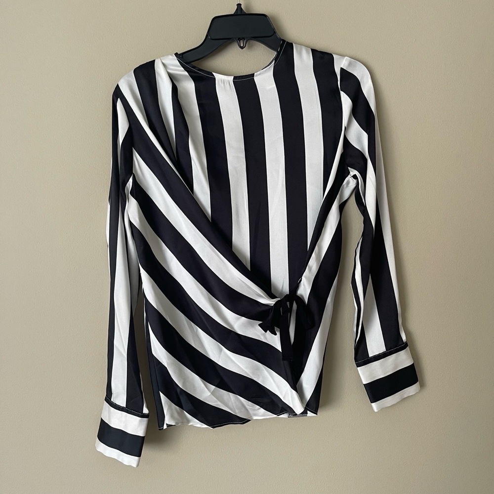 Topshop Blouse Womens US 2 Black White Striped‎ Tie Waist Long Sleeve Chic